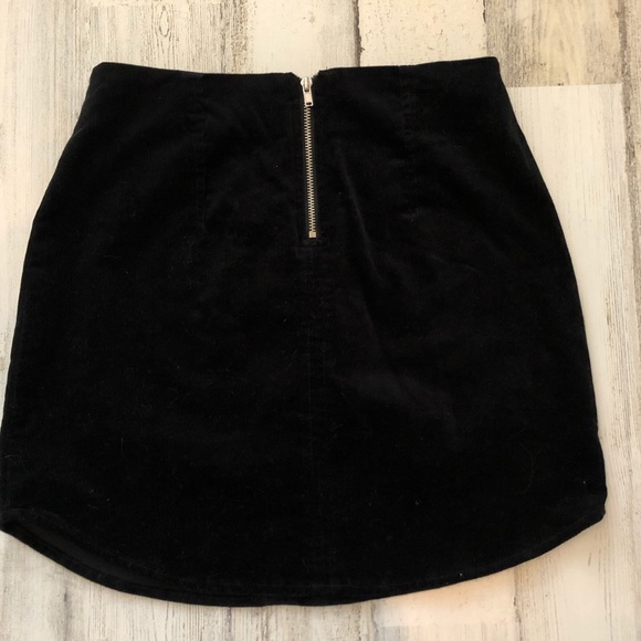 🍂 FALL NWT Forever 21 Black Skirt Size Small - Picture 5 of 5
